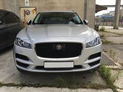Автомобиль Jaguar F‑PACE для аренды в Линце